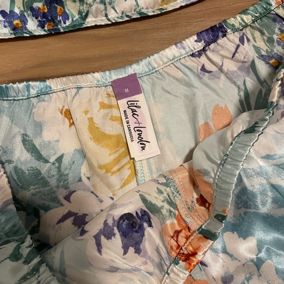 ~ Lilac & Lavender Satin Pajama Set ~ - Picture 4 of 6